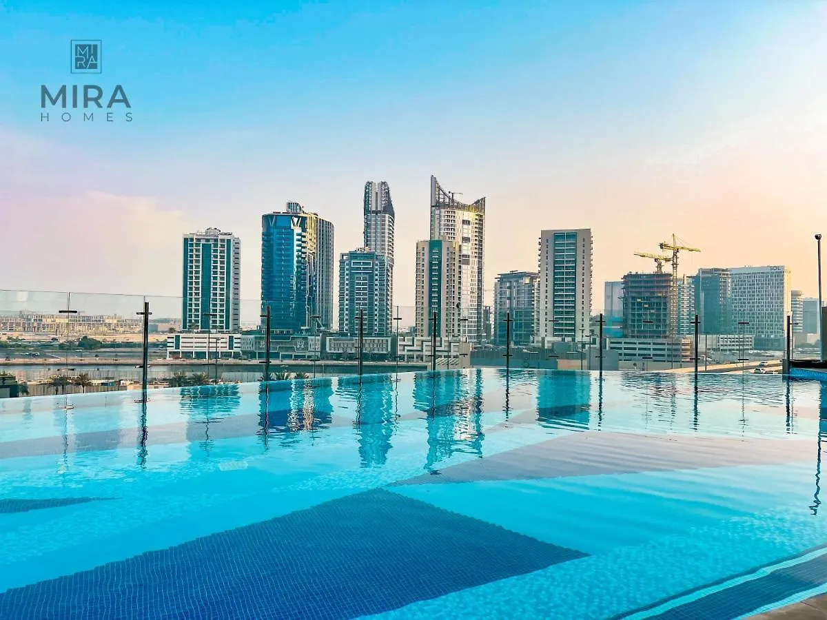 Mira Holiday Homes - Serviced Studio With Pool In Downtown Dubai United Arab Emirates